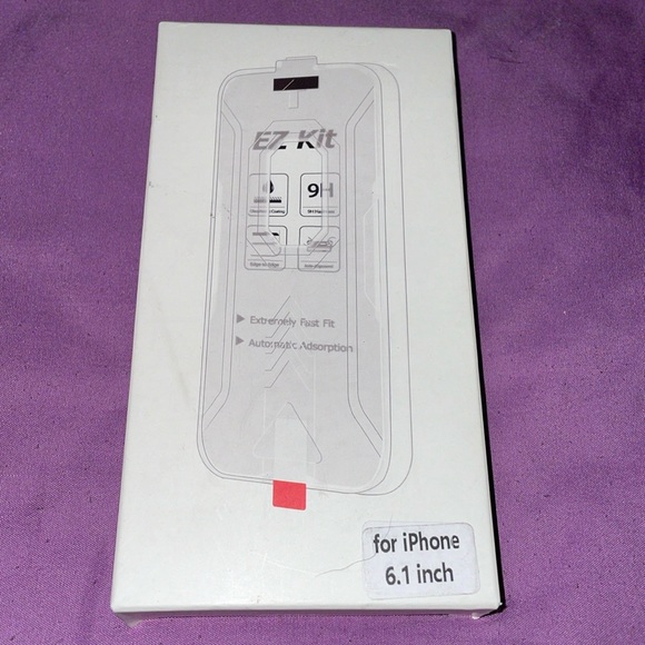 Fabunor Tempered Glass Screen Protector Compatible with iPhone 14 (6.1 inch 2022 - Picture 12 of 13